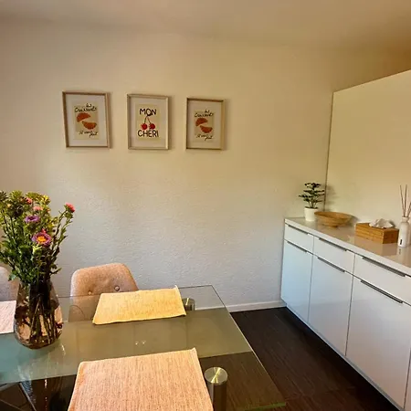 Centre Jakubovo, 5min Walk To Nivy Station, 12min Drive From Airport Apartment *