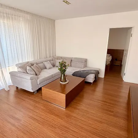 Centre Jakubovo, 5min Walk To Nivy Station, 12min Drive From Airport Bratislava