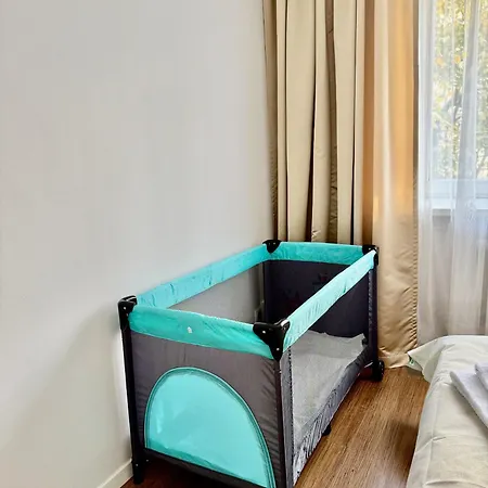 Apartment Centre Jakubovo, 5min Walk To Nivy Station, 12min Drive From Airport Bratislava
